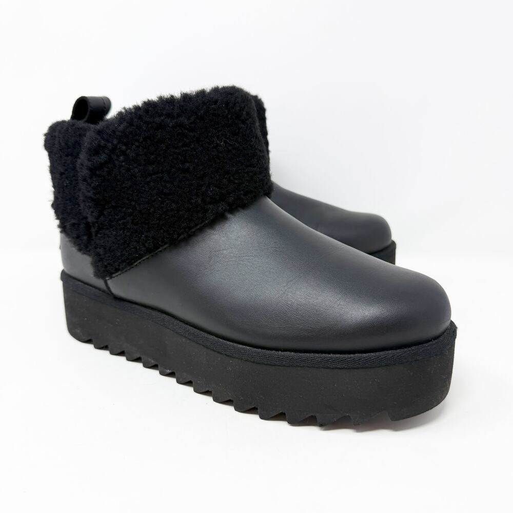 Ugg Black Leather Platform Ankle Booties Women's Size 8 EUC Pull On